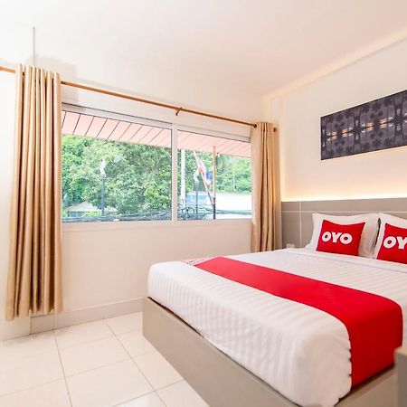 Oyo 328 Onion House Hotel Bãi biển Kata Ngoại thất bức ảnh