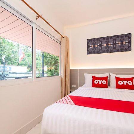 Oyo 328 Onion House Hotel Bãi biển Kata Ngoại thất bức ảnh