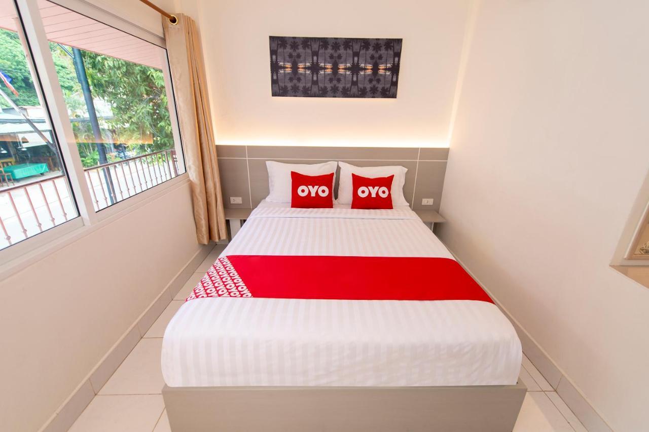 Oyo 328 Onion House Hotel Bãi biển Kata Ngoại thất bức ảnh